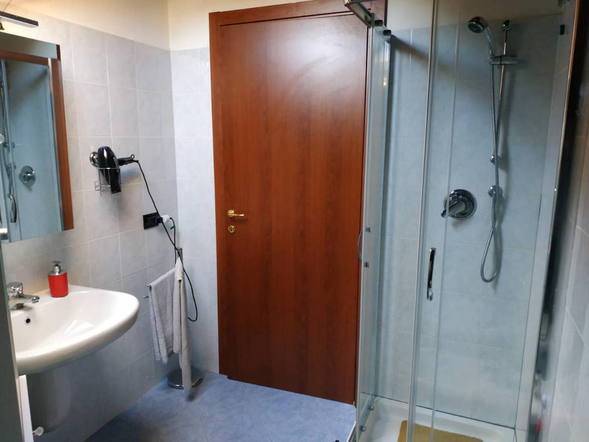 Apartamento Marconi 45 Osmate Exterior foto