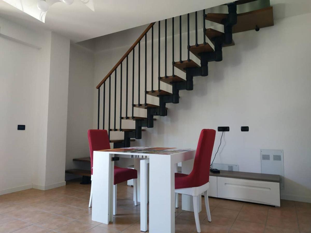 Apartamento Marconi 45 Osmate Exterior foto